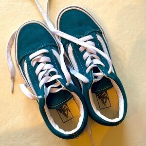 #Child’s Vans